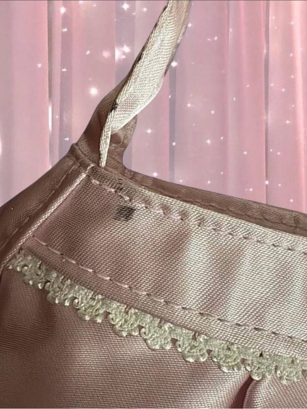 Rare Sanrio Charmmy Kitty Pink Satin Shoulder Bag with Embroidered Heart - Picture 3 of 3